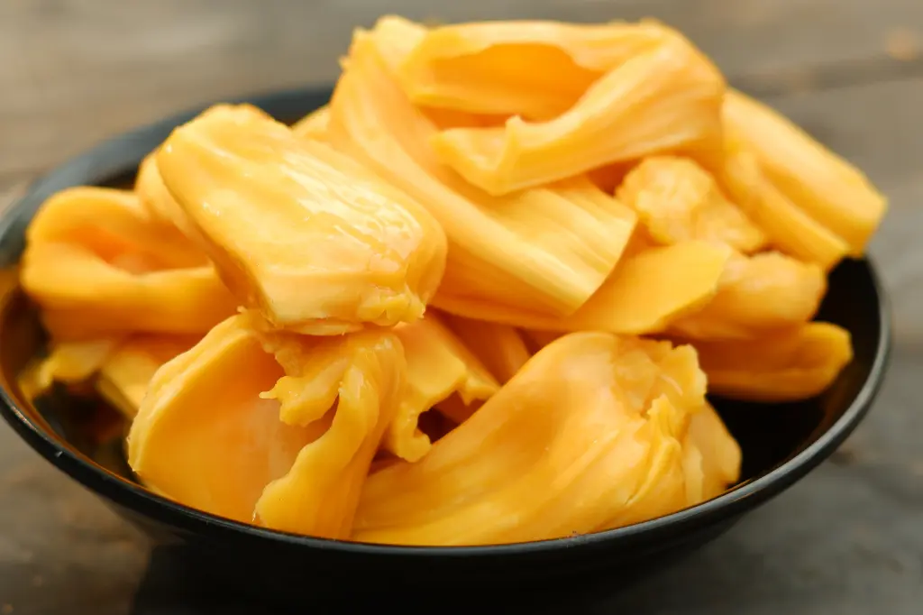 can we consider jackfruit as a keto friendly fruit
