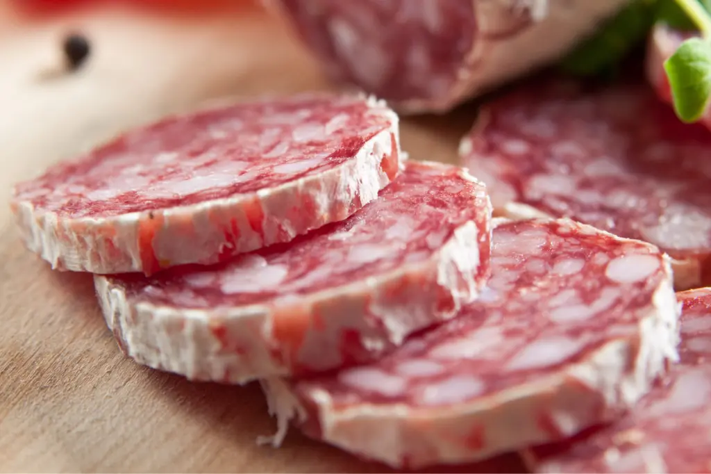 why is salami popular for low carb diets